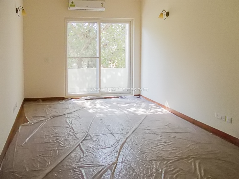 3 BHK Flat For Rent in Shanti Niketan