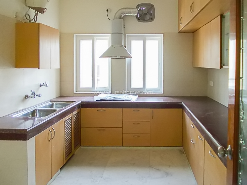 3 BHK Flat For Rent in Shanti Niketan