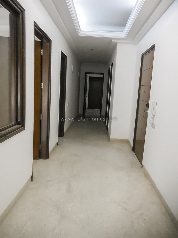 4 BHK Duplex For Rent in Shanti Niketan