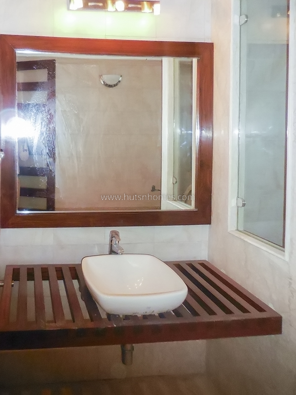 4 BHK Duplex For Rent in Shanti Niketan