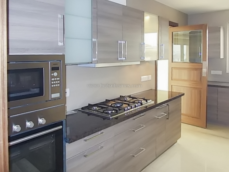 4 BHK Flat For Rent in Shanti Niketan