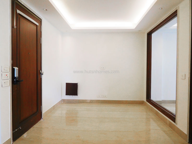 4 BHK Flat For Rent in Shanti Niketan