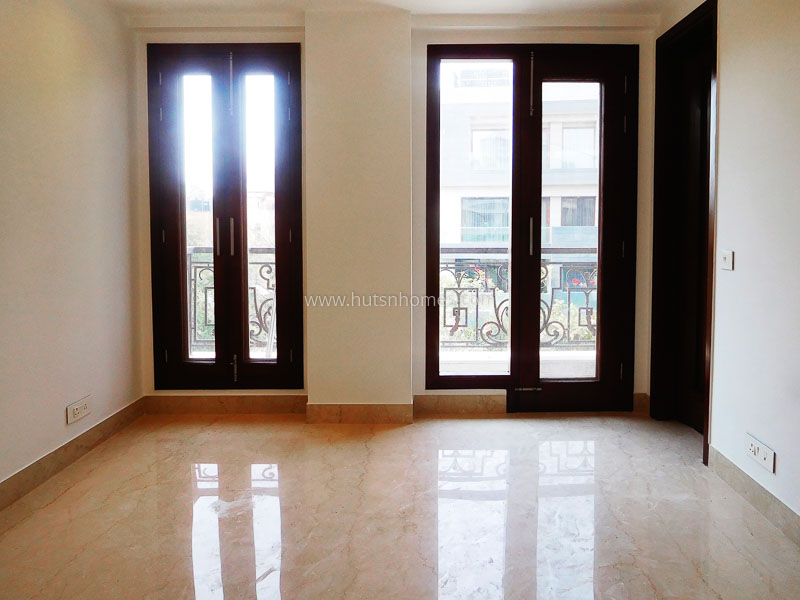 4 BHK Flat For Rent in Shanti Niketan