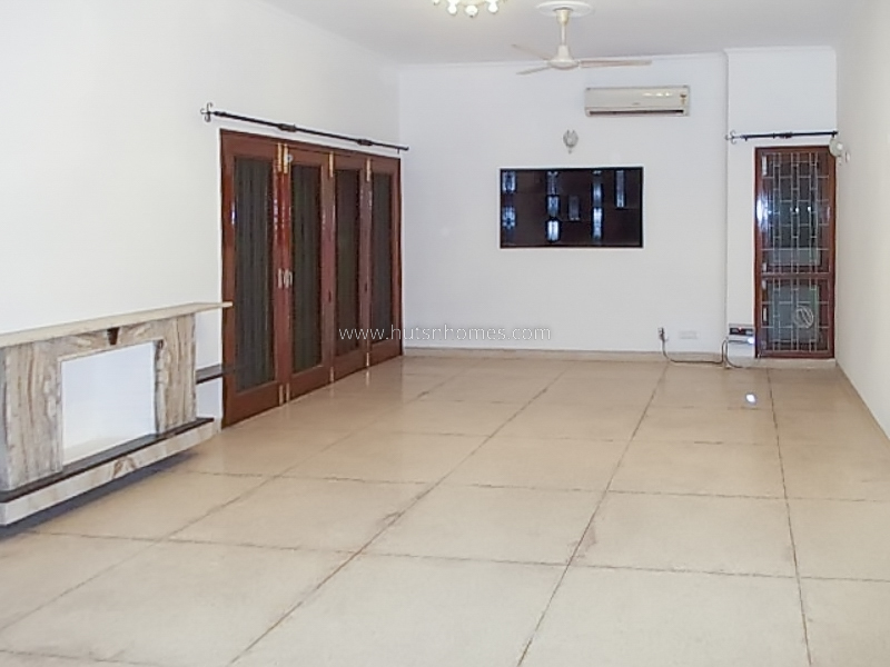 4 BHK Flat For Rent in Shanti Niketan