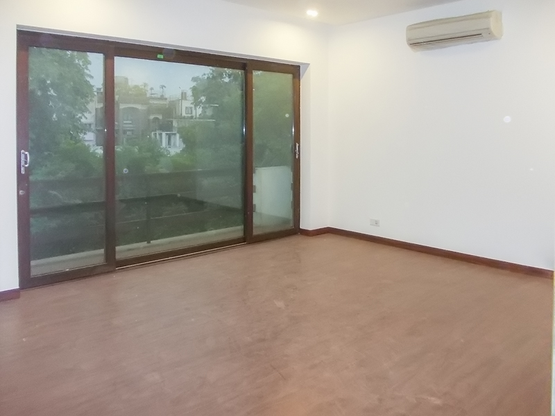 4 BHK Duplex For Rent in Shanti Niketan