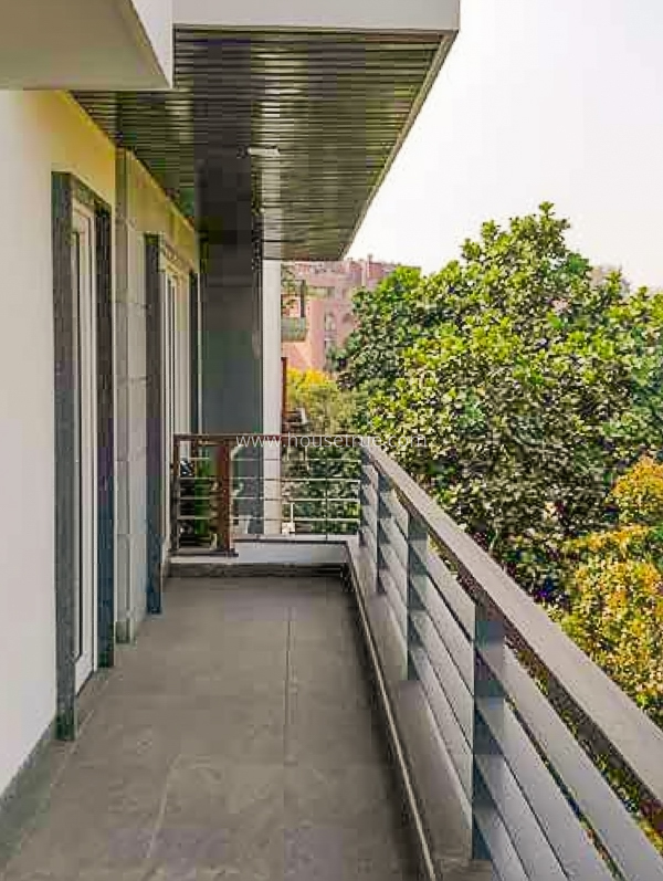 3 BHK Flat For Rent in Aradhna Enclave