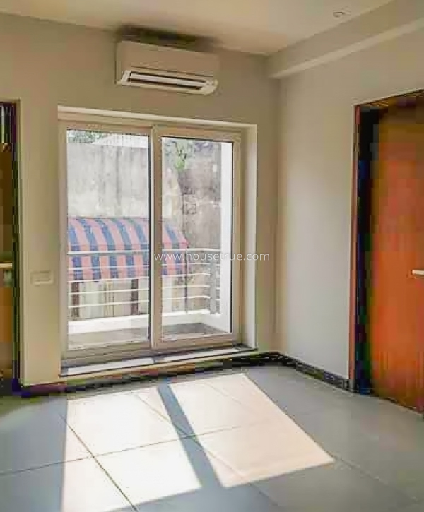 3 BHK Flat For Rent in Aradhna Enclave