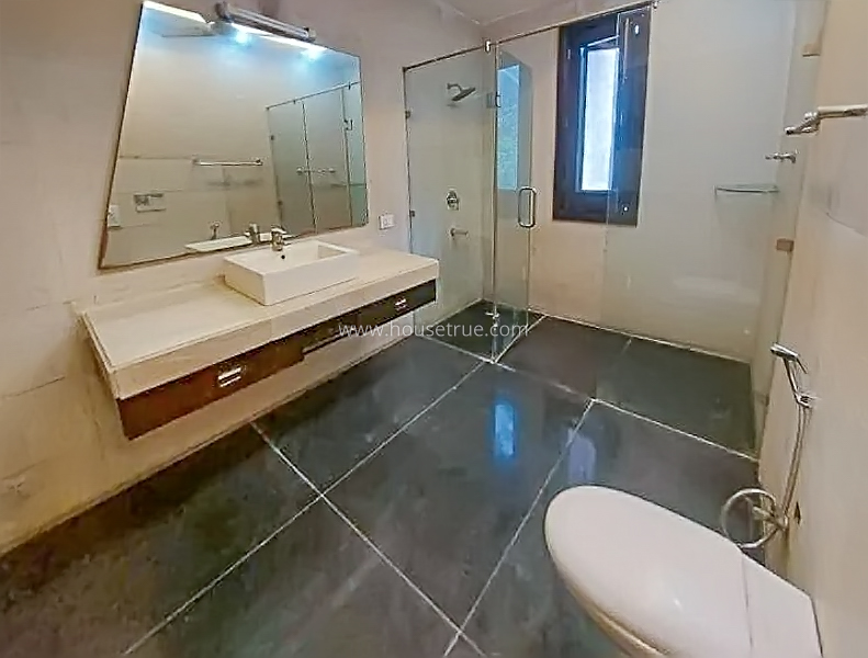 5 BHK Farm House For Rent in Dlf Chattarpur Farms