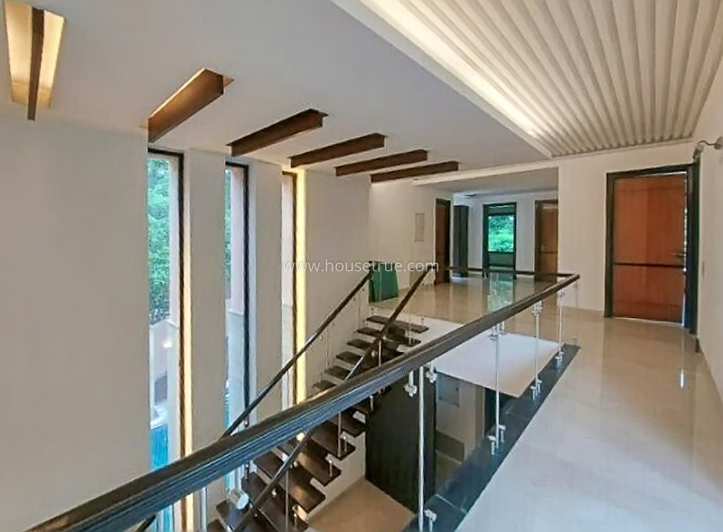 5 BHK Farm House For Rent in Dlf Chattarpur Farms