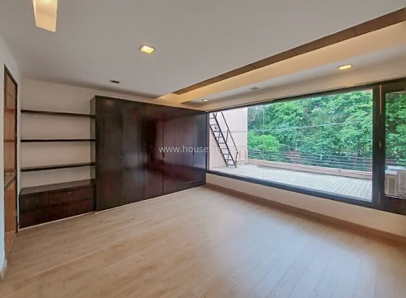 5 BHK Farm House For Rent in Dlf Chattarpur Farms