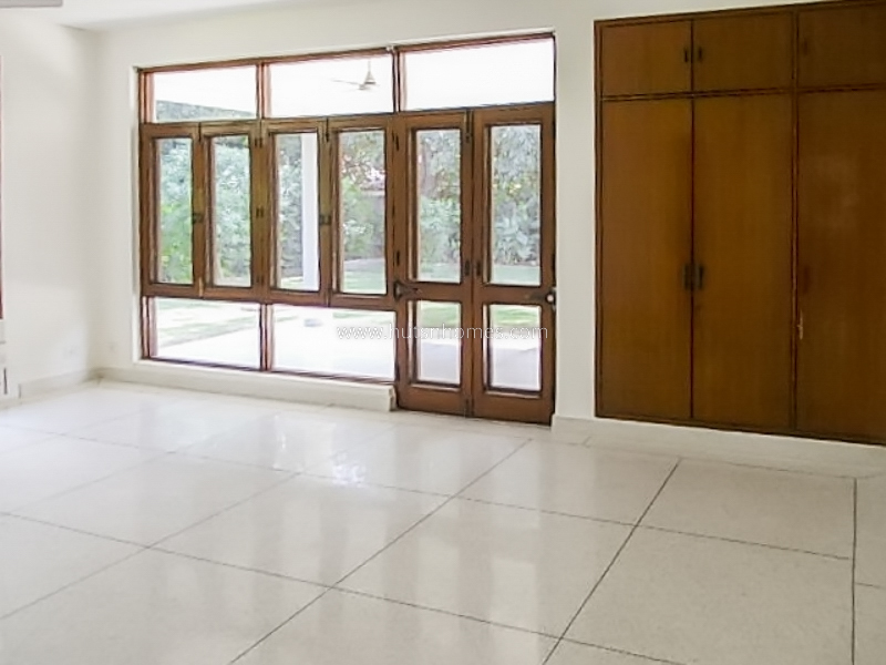 3 BHK Farm House For Rent in Dlf Chattarpur Farms
