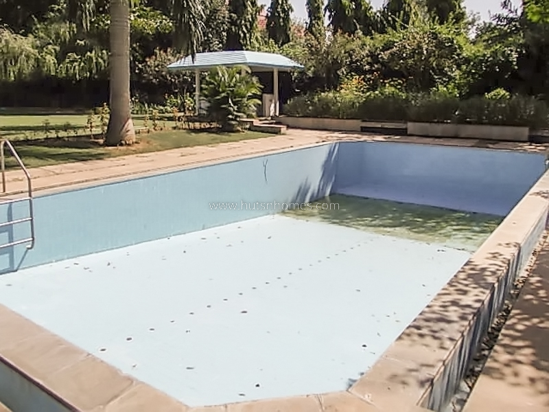 3 BHK Farm House For Rent in Dlf Chattarpur Farms