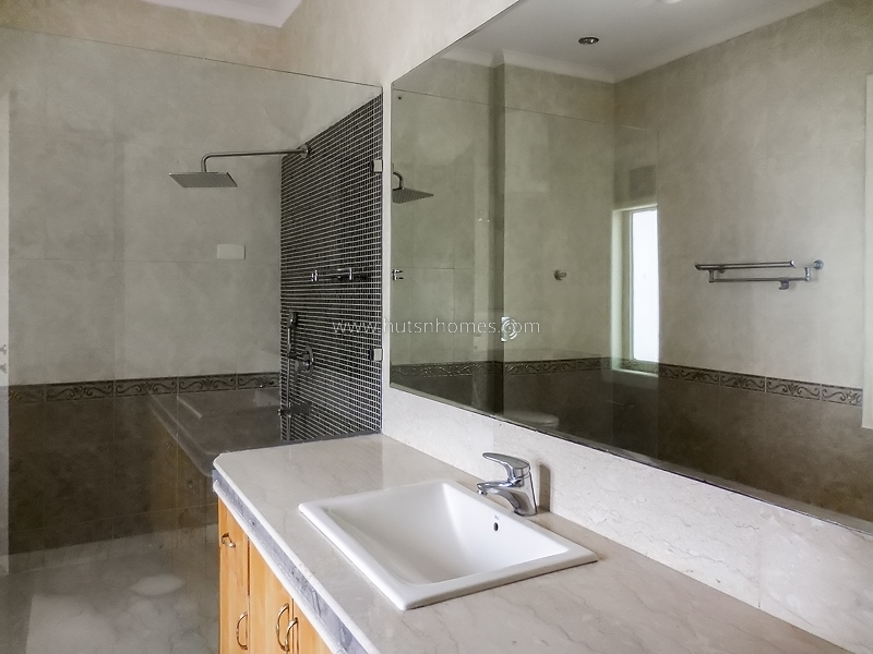 4 BHK Flat For Rent in Vasant Vihar