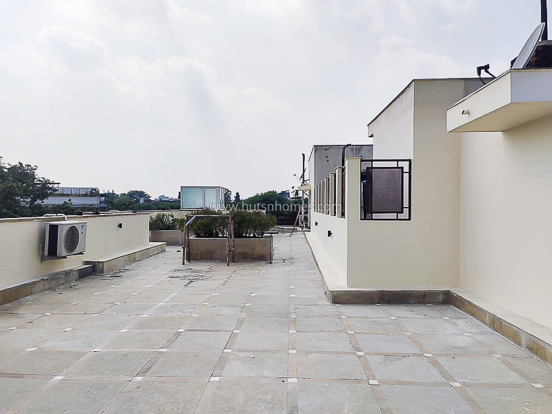 4 BHK Flat For Rent in Vasant Vihar