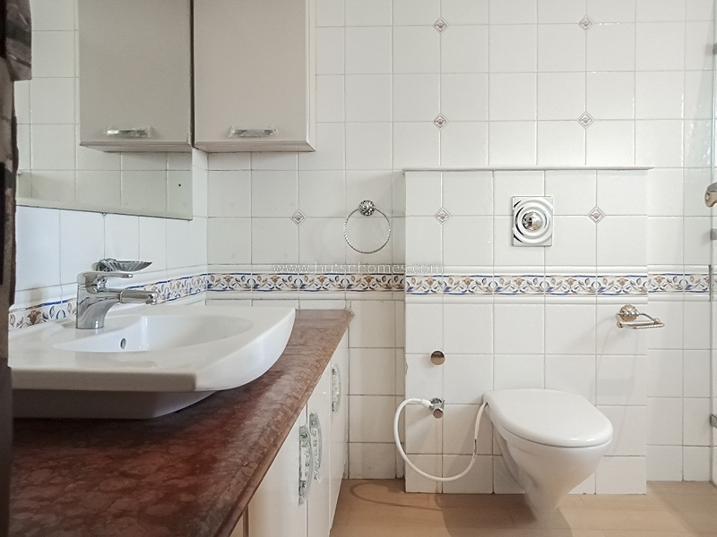 4 BHK Flat For Rent in Vasant Vihar