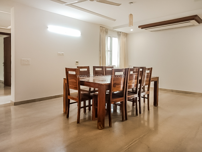4 BHK Flat For Rent in Vasant Vihar