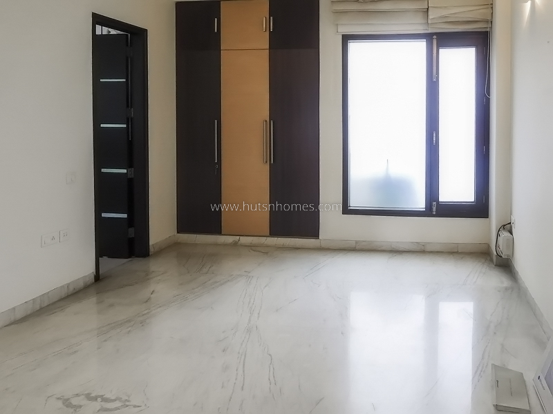 3 BHK Flat For Rent in Jor Bagh