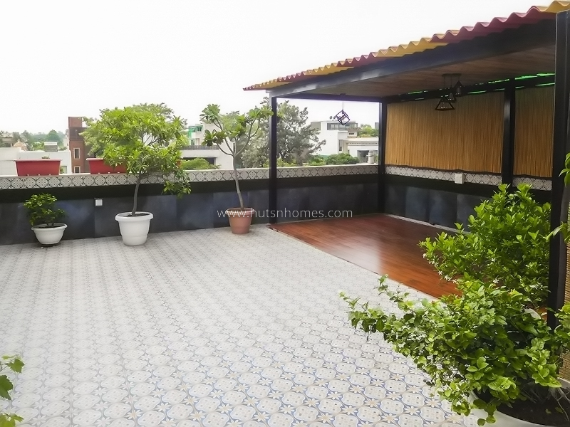 3 BHK Flat For Rent in Jor Bagh