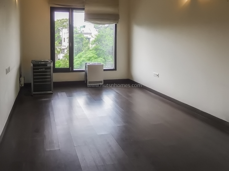 3 BHK Flat For Rent in Jor Bagh