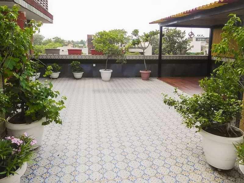 3 BHK Flat For Rent in Jor Bagh