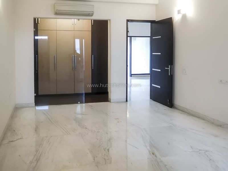 3 BHK Flat For Rent in Jor Bagh