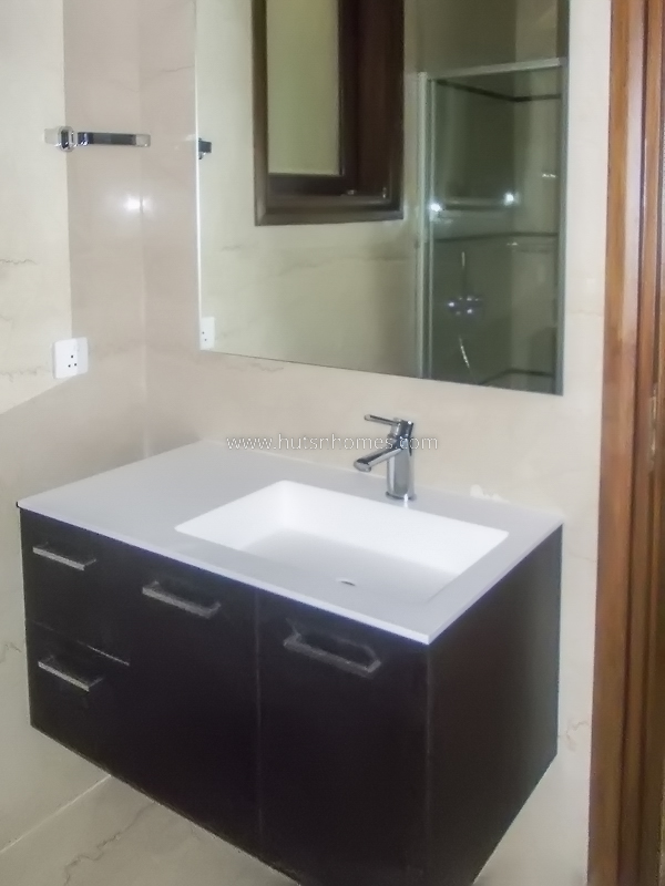 3 BHK Builder Floor For Rent in Jor Bagh
