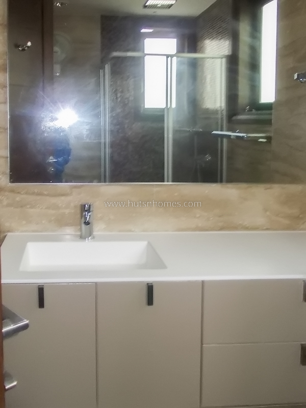 3 BHK Builder Floor For Rent in Jor Bagh