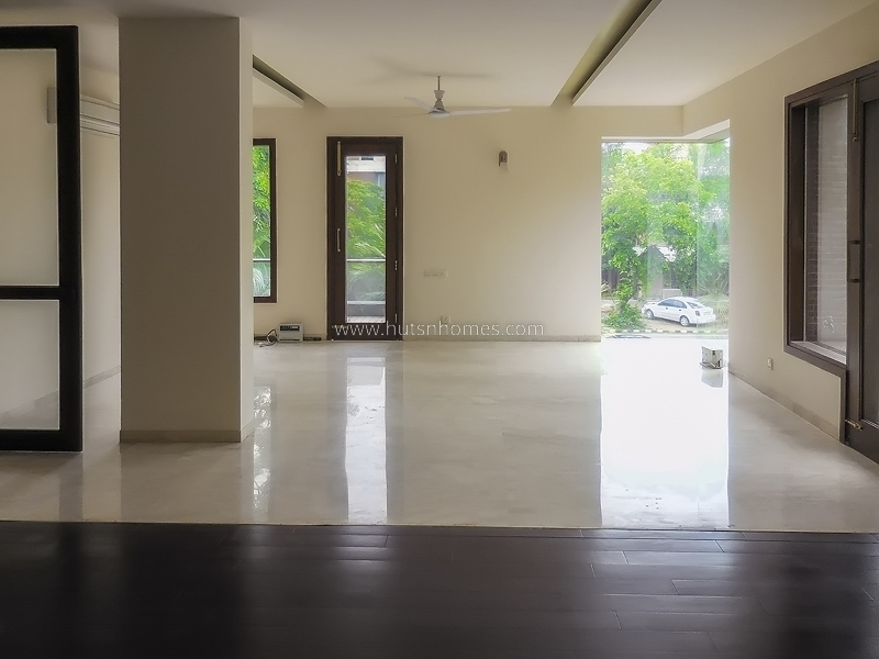 5 BHK Flat For Rent in Vasant Vihar