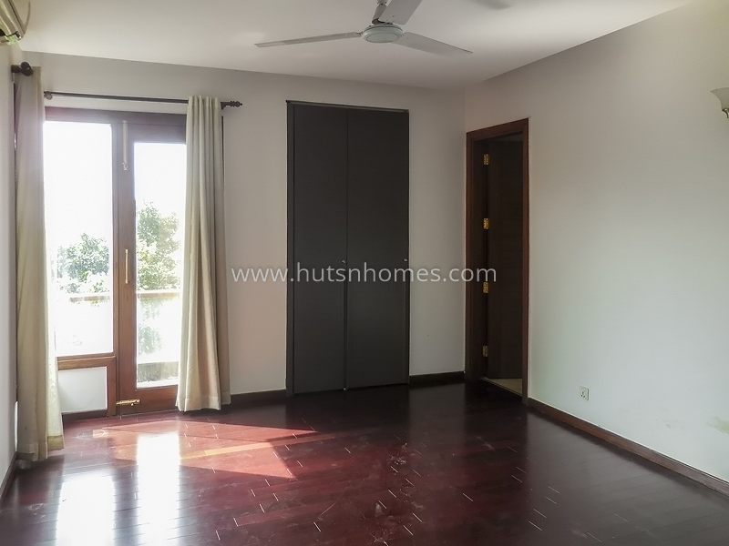 3 BHK Flat For Rent in Vasant Vihar