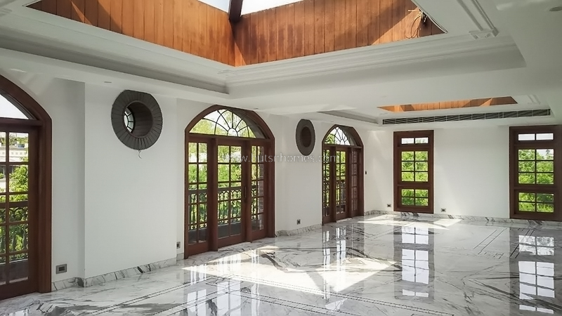 4 BHK Flat For Rent in Vasant Vihar