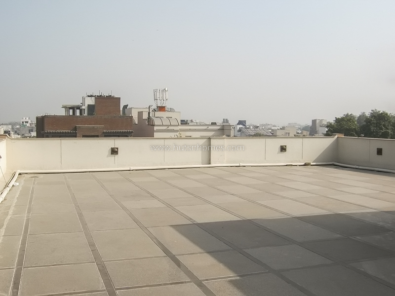 5 BHK Flat For Rent in Vasant Vihar