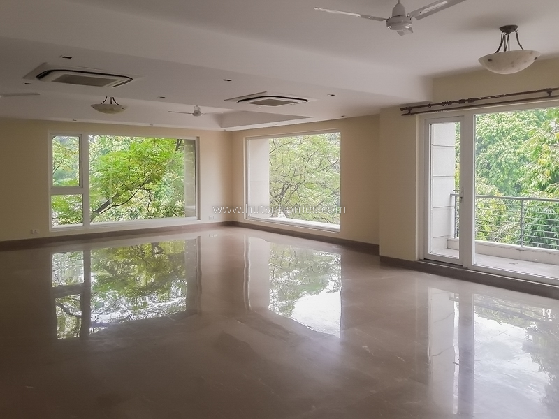 4 BHK Flat For Rent in Vasant Vihar