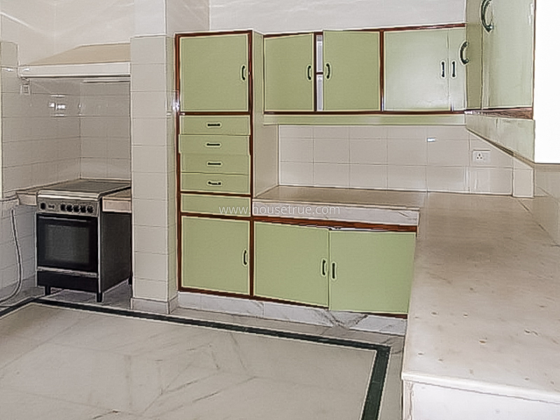4 BHK Flat For Rent in Sundar Nagar