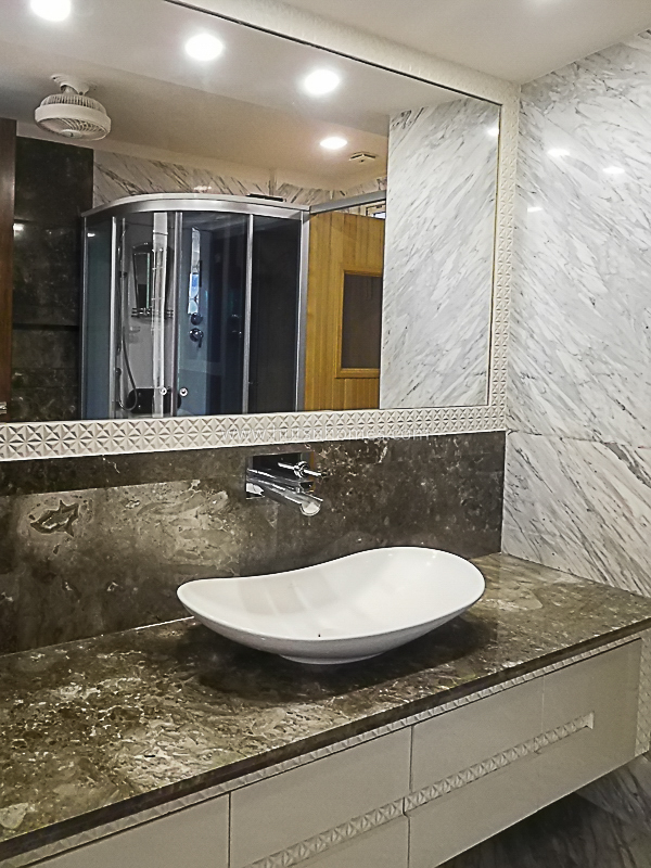 4 BHK Flat For Rent in Jangpura