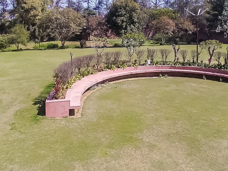 4 BHK Farm House For Rent in Dlf Chattarpur Farms