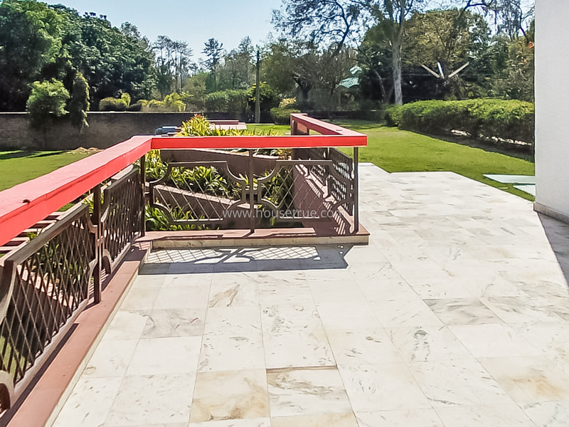 4 BHK Farm House For Rent in Dlf Chattarpur Farms