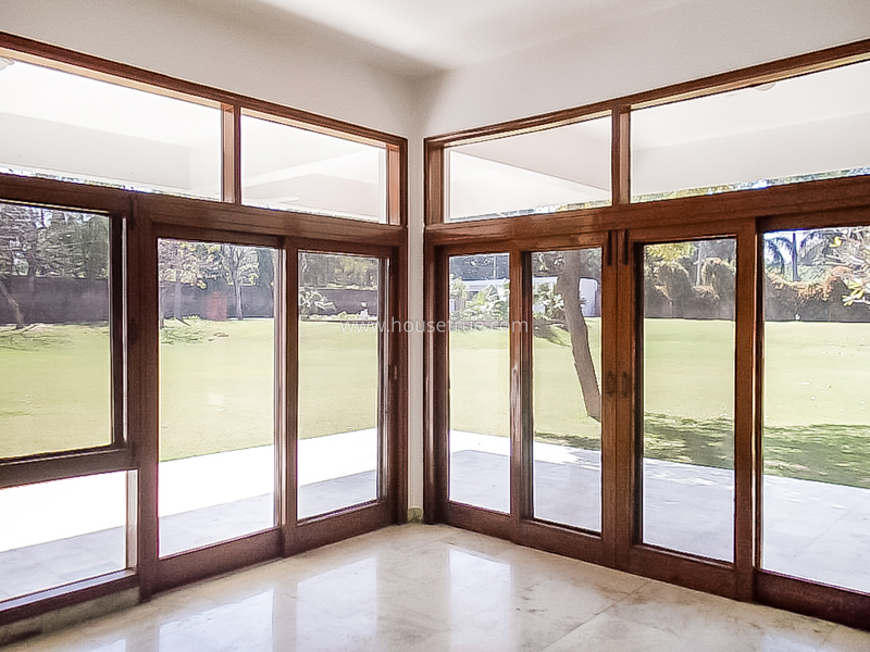 4 BHK Farm House For Rent in Dlf Chattarpur Farms