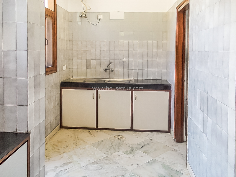 4 BHK Farm House For Rent in Dlf Chattarpur Farms