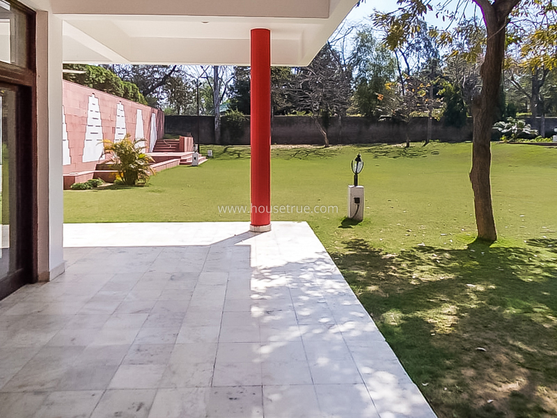 4 BHK Farm House For Rent in Dlf Chattarpur Farms