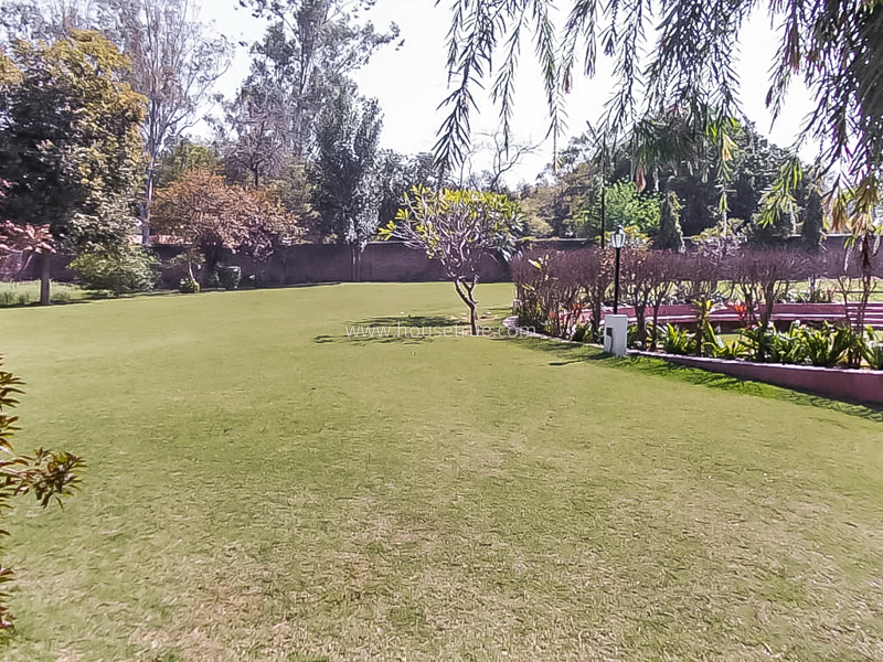 4 BHK Farm House For Rent in Dlf Chattarpur Farms