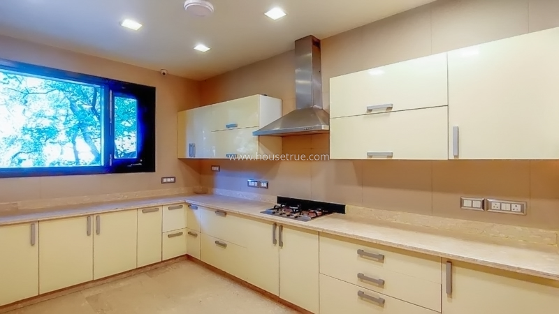 4 BHK Flat For Rent in Vasant Vihar