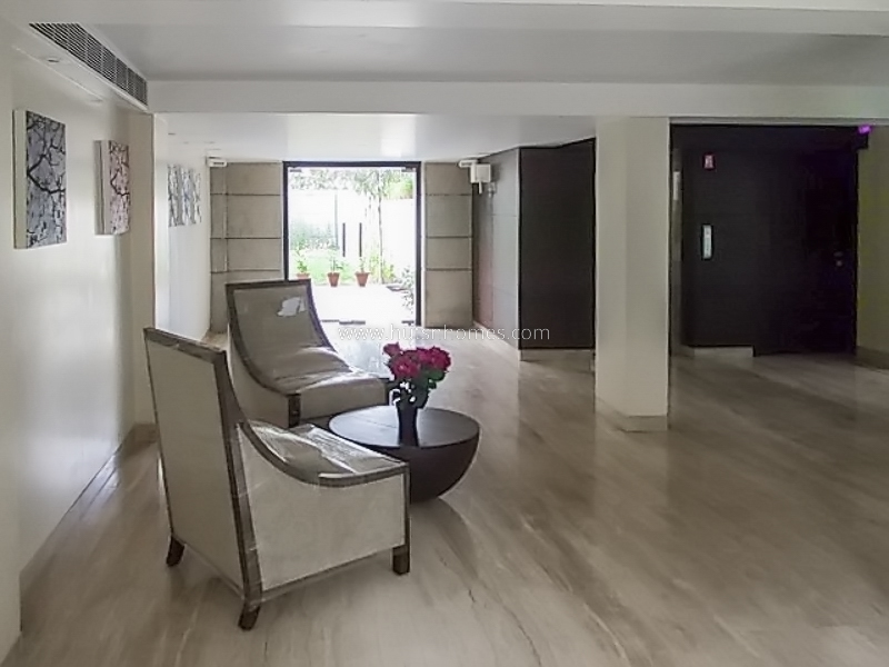 3 BHK Flat For Rent in Friends Colony West