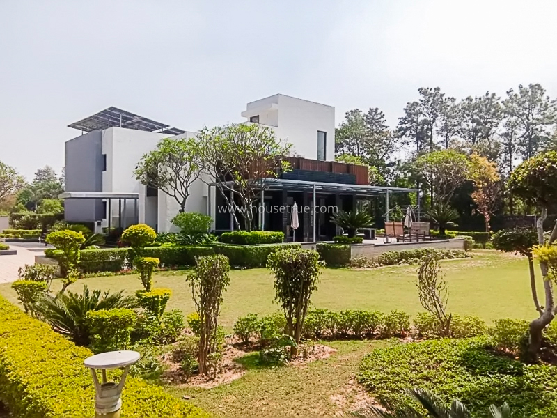 4 BHK Farm House For Rent in Mehrauli Gurgaon Road