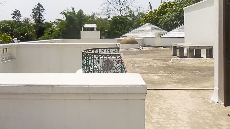 4 BHK Farm House For Rent in Dlf Chattarpur Farms