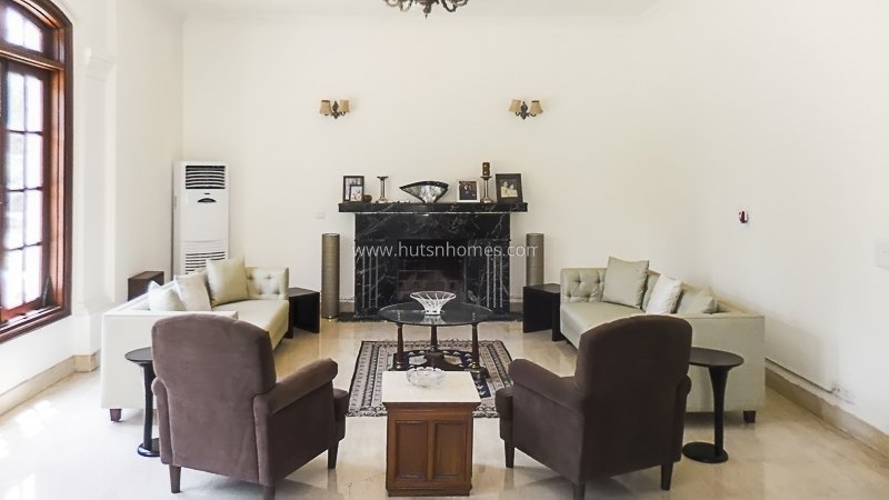 4 BHK Farm House For Rent in Dlf Chattarpur Farms