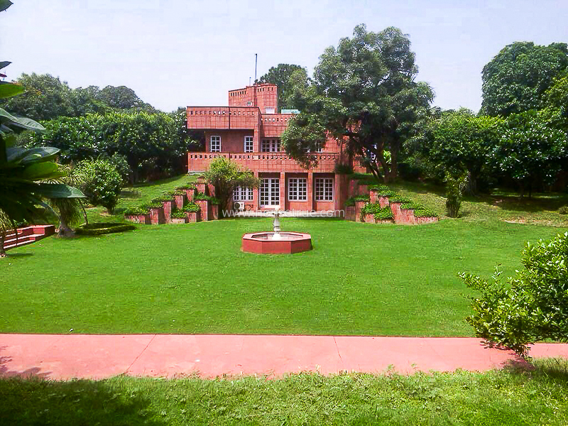 5 BHK Farm House For Rent in Mehrauli Gurgaon Road