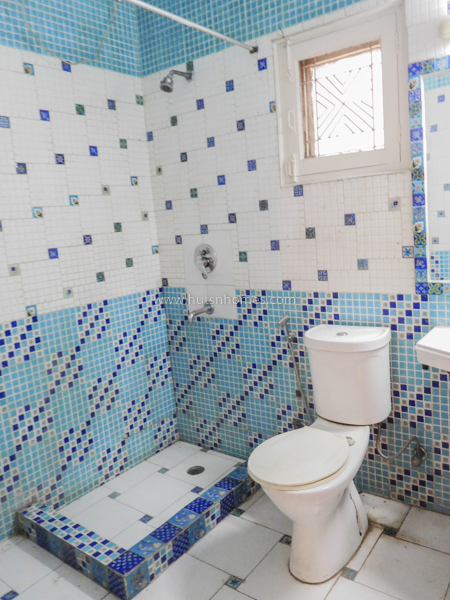 4 BHK Flat For Rent in Friends Colony East