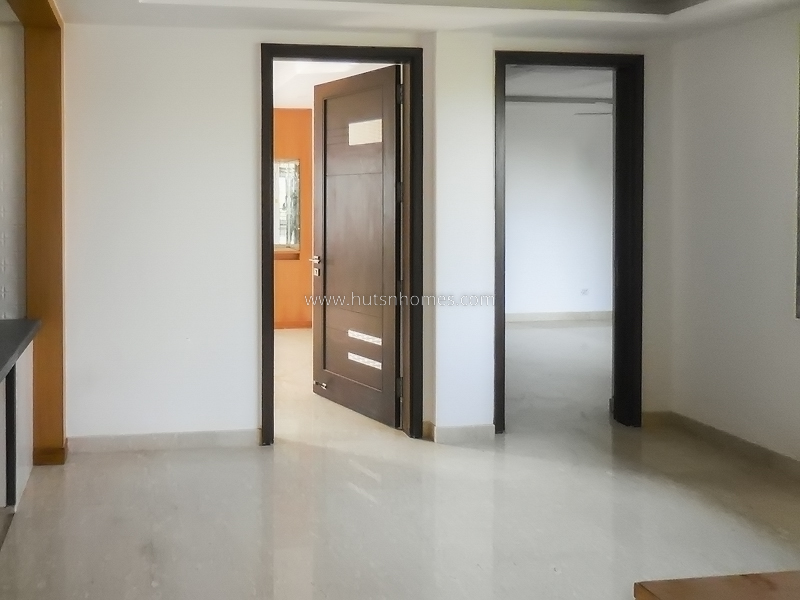3 BHK Flat For Rent in Anand Lok