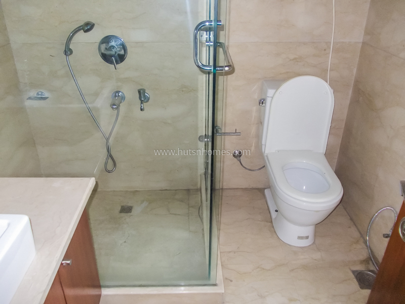 4 BHK Flat For Rent in Jor Bagh
