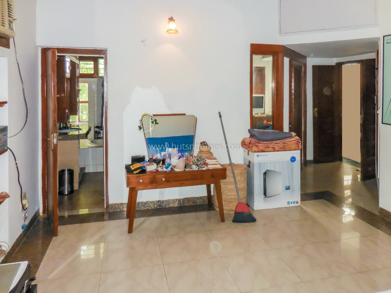 4 BHK Flat For Rent in Jor Bagh